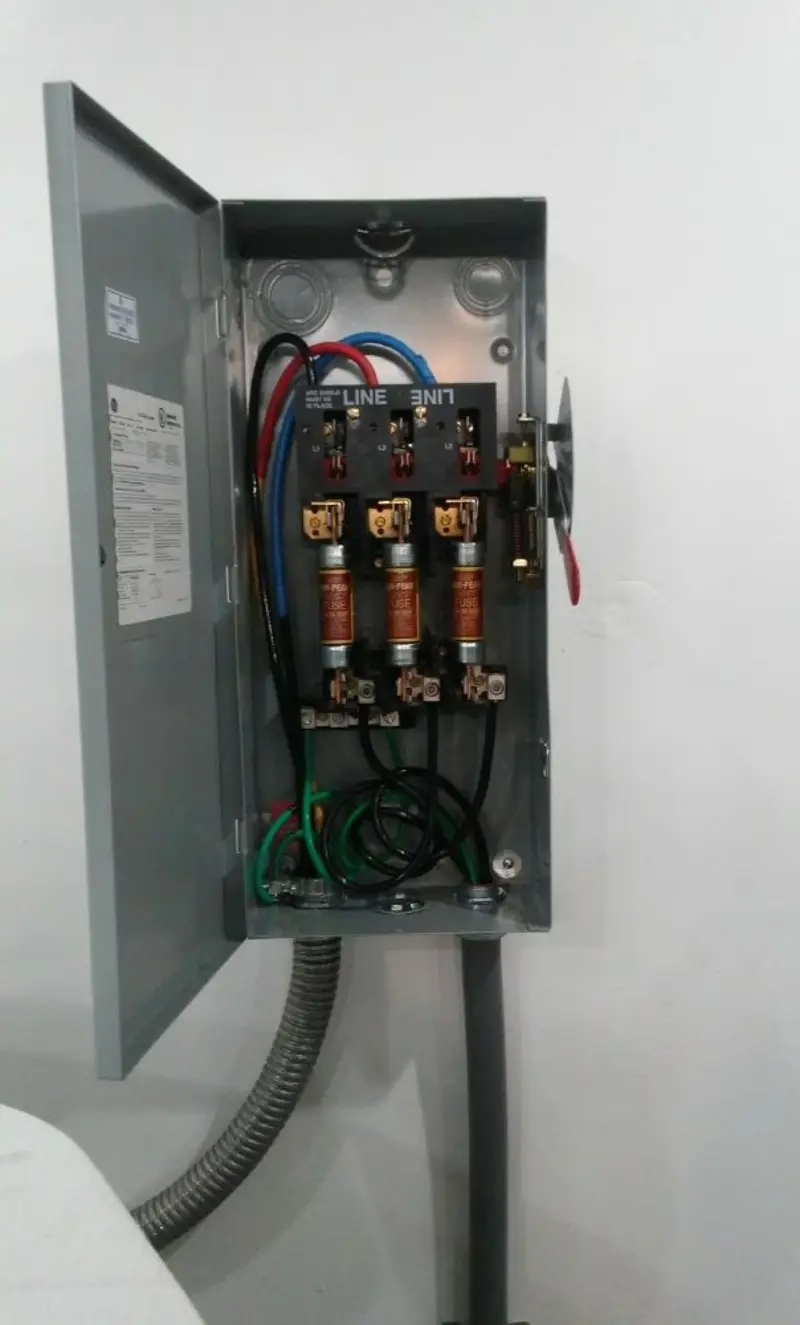 Three-phase disconnect switch installed for Electrical Wiring & Rewiring in Helena Valley Southeast